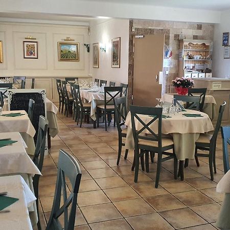 Auberge Les Aromes Γκρας Εξωτερικό φωτογραφία