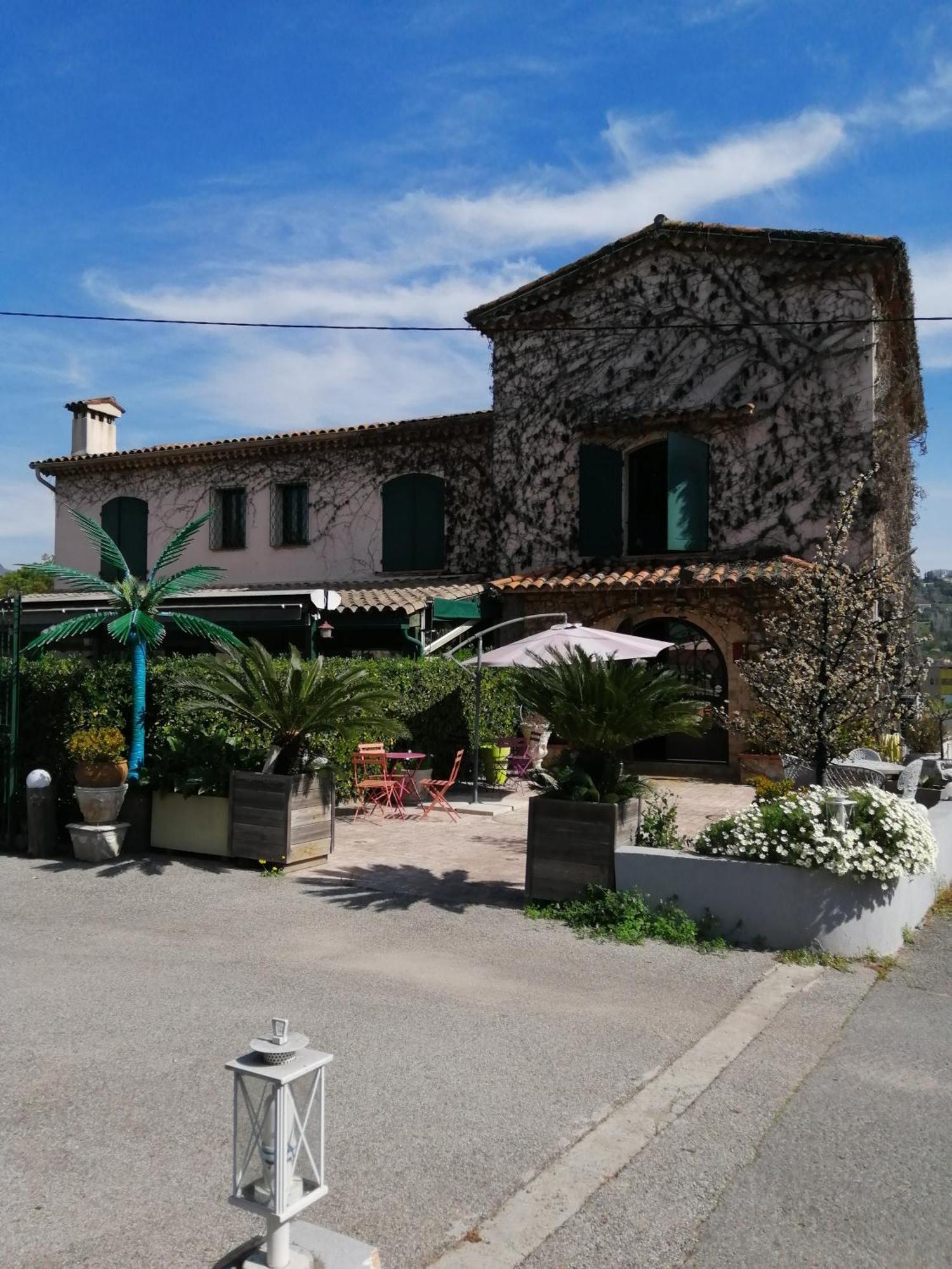 Auberge Les Aromes Γκρας Εξωτερικό φωτογραφία