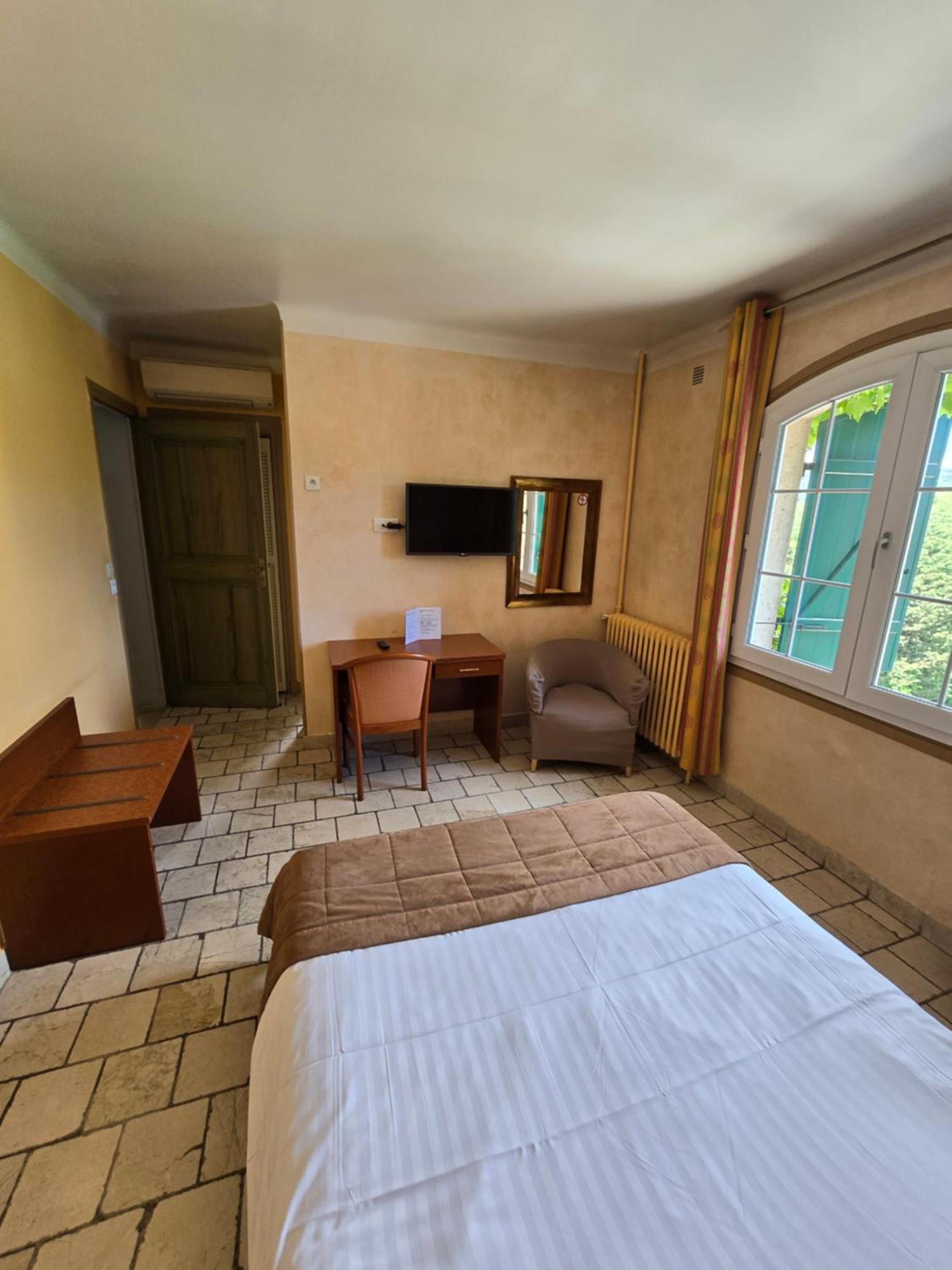 Auberge Les Aromes Γκρας Εξωτερικό φωτογραφία
