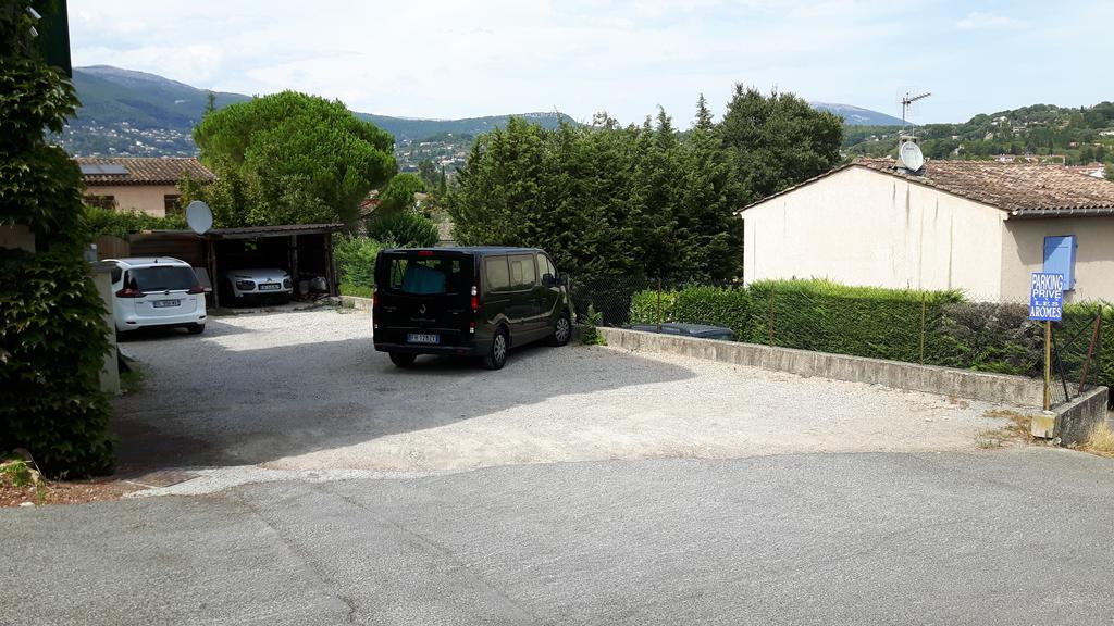 Auberge Les Aromes Γκρας Εξωτερικό φωτογραφία